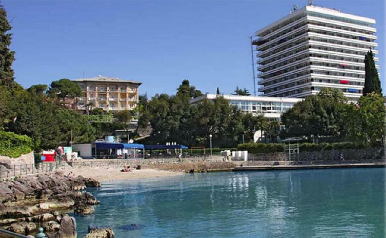 Studio Biba Volosko Opatija Bagian luar foto